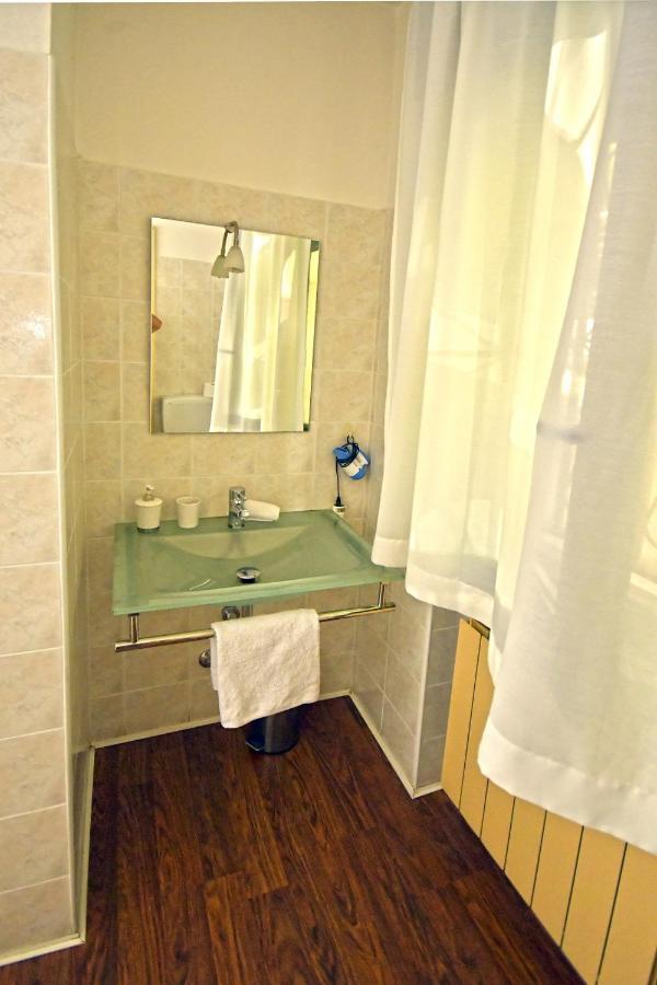 B&B La Casa Nel Bosco Invorio Inferiore Ngoại thất bức ảnh